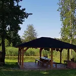 Feriehus Wypoczynkowy Zacisze W Makosiejach Z Dostepem Do Rzeki, Z Balia I Jacuzzi *
