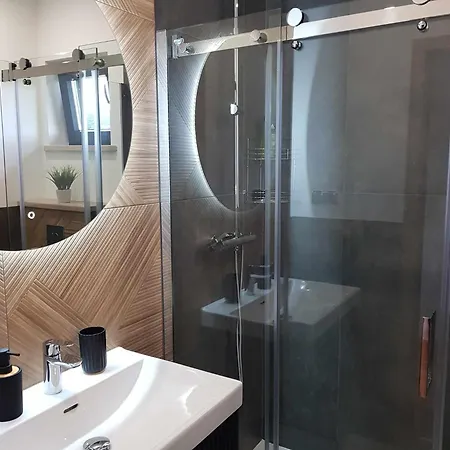 Ferienhaus Wypoczynkowy Zacisze W Makosiejach Z Dostepem Do Rzeki, Z Balia I Jacuzzi