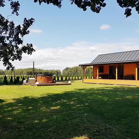 Wypoczynkowy Zacisze W Makosiejach Z Dostepem Do Rzeki, Z Balia I Jacuzzi Makosieje