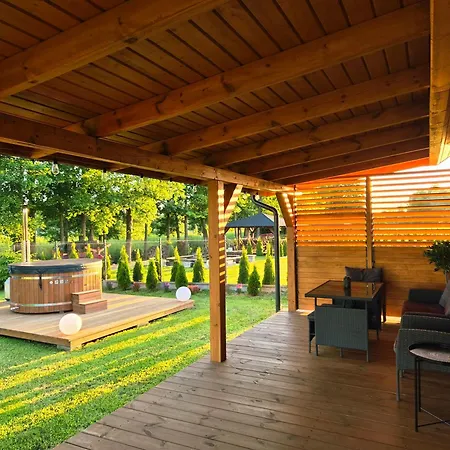 Wypoczynkowy Zacisze W Makosiejach Z Dostepem Do Rzeki, Z Balia I Jacuzzi * Makosieje