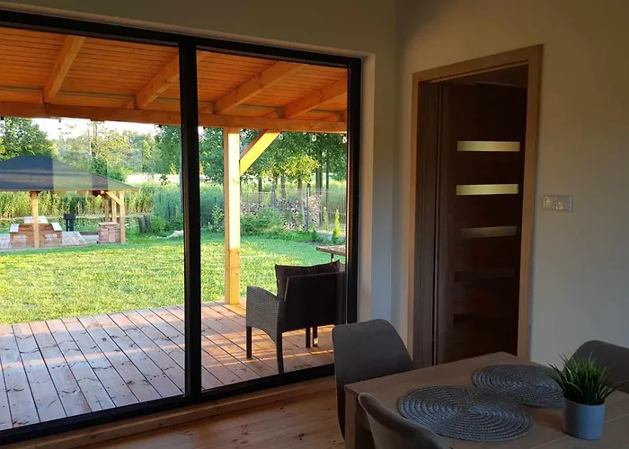 Wypoczynkowy Zacisze W Makosiejach Z Dostepem Do Rzeki, Z Balia I Jacuzzi Vakantiehuis