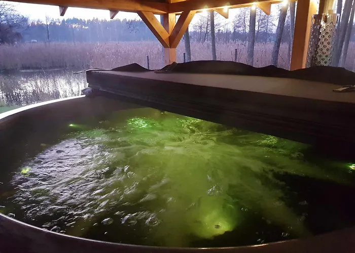 Vakantiehuis Wypoczynkowy Zacisze W Makosiejach Z Dostepem Do Rzeki, Z Balia I Jacuzzi *