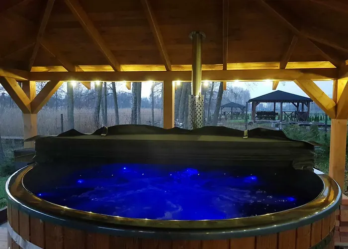 Wypoczynkowy Zacisze W Makosiejach Z Dostepem Do Rzeki, Z Balia I Jacuzzi Vakantiehuis Makosieje