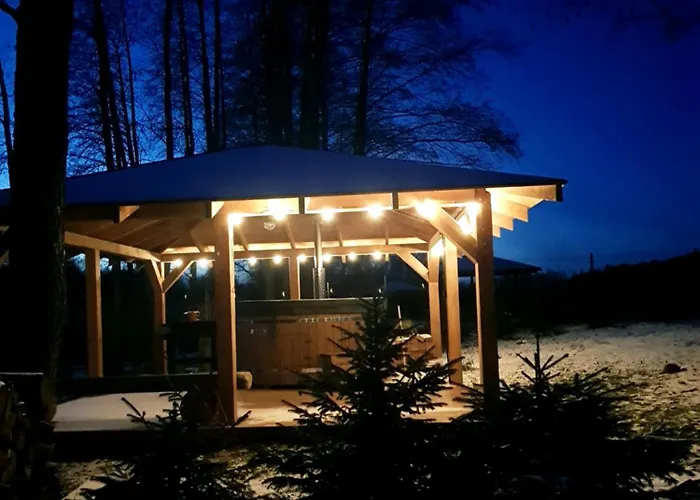 Wypoczynkowy Zacisze W Makosiejach Z Dostepem Do Rzeki, Z Balia I Jacuzzi Vakantiehuis *