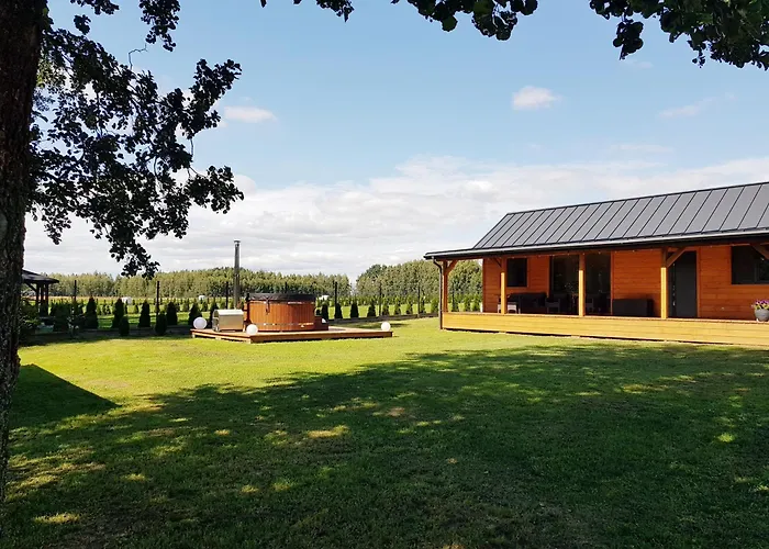 Wypoczynkowy Zacisze W Makosiejach Z Dostepem Do Rzeki, Z Balia I Jacuzzi Makosieje