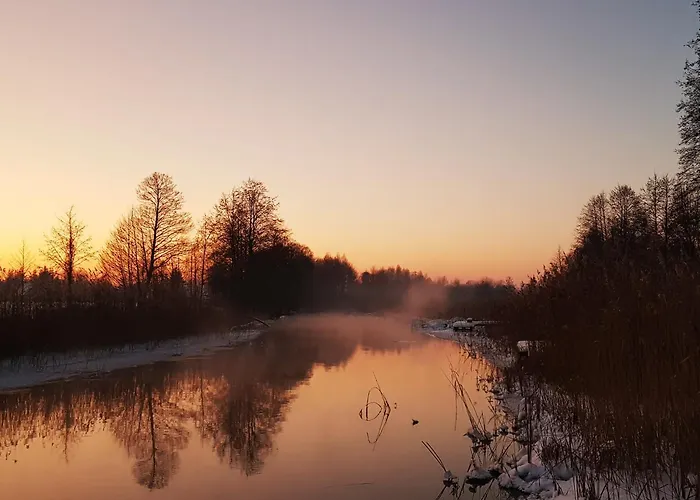 Wypoczynkowy Zacisze W Makosiejach Z Dostepem Do Rzeki, Z Balia I Jacuzzi